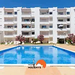 דירה #132 Velamar 414 By Holidays אלבופיירה