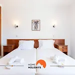 #132 Velamar 414 By Holidays דירה *